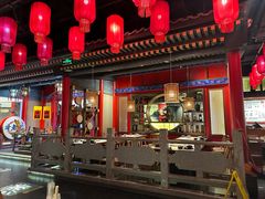 -哥老官重庆美蛙鱼头(五角场合生汇店)