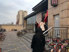 -靖江路(地铁站)