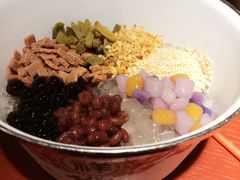 -谭鸭血老火锅(龙湖宝山天街店)