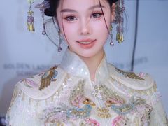 -金夫人化妆摄影职业培训学校