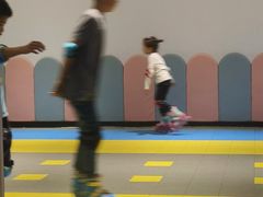 -米高轮滑·自由式轮滑·速桩·滑板(锦辉店)