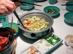 -荷塘秋月·本帮江浙菜(国权路店)