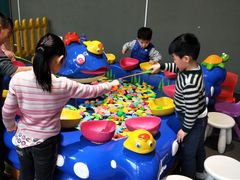 -蒙特利亲子乐园