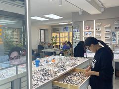 -潘多拉眼镜·蔡司依视路明月(潘家园店)