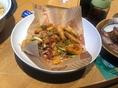-头上红煨盐鸡·非遗院子餐厅
