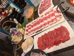 -宽板凳老灶火锅(台湾街店)