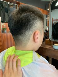 -迪罗造型•潮色接发