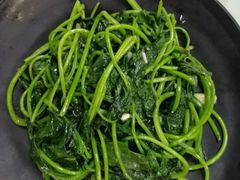 -小辣妹川味海鲜加工店(第一市场椰风巷店)