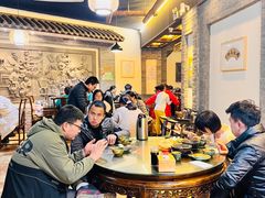 大堂-王明古法砂锅居(开化寺店)