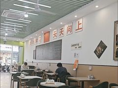 -汤小云火锅米线(钻汇广场店)
