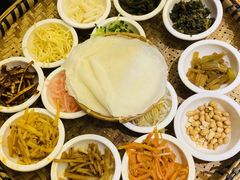 -包整·丝娃娃(一览甲秀楼风景店)