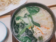 -灵芝妹子海鲜米线(凯德和平广场店)