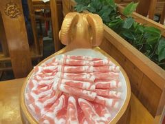 特色经典羔羊肉-乐宴·老北京铜火锅(八卦岭店)