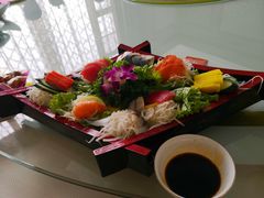 -南郊宾馆·风味自助餐厅·山东十六地市特色菜