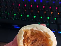 弹肉松麻薯球-啊噗吐呦现场烘焙(麦凯乐店)