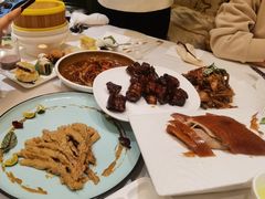-贝勒爷·酥不腻烤鸭