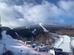 -亚布力新体委滑雪场