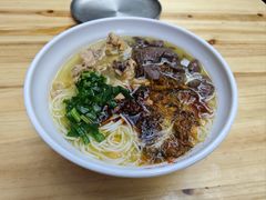 -文山荷鲜居(翠湖店)
