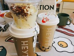 -喜茶(北京华贸购物中心店)
