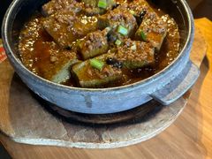 肉末黑豆腐-帅巴人舅母子腊蹄民俗村