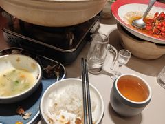 -鲜入唯煮·港式海鲜牛肉火锅(金宝街店)