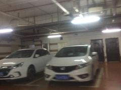 -百联中环购物广场-停车场