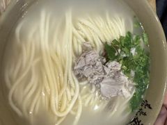 -亮亮拉面(师范路店)