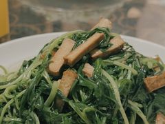 -唔呶喔哩酒家(生产街店)