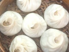 蟹粉小笼包-常鲜德乐购迎桂馒头店(麻巷公寓店)