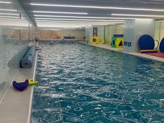 -小小王国亲子游泳俱乐部(锦辉中心)