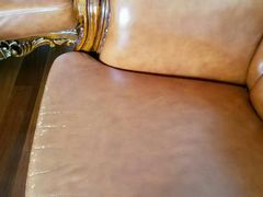 -京伟修鞋洗鞋奢侈品皮具护理店