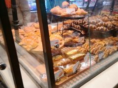 -巴黎贝甜(大宁国际商业广场店)