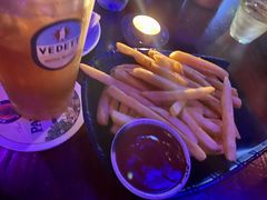 -MARU玛露音乐餐厅(大学路店)