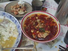 -堂瓦里·33年传统赣菜(第一街区店)