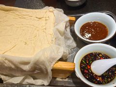 -靠山屯东北农家菜(八龙桥雅苑店)