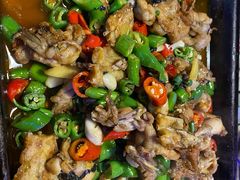 炭烧牛蛙平锅紫苏味-蘭奢雅集·江浙菜(青山江滩店)