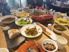 -渝信川菜 · 川味家常菜(财富购物中心店)