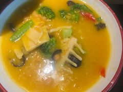 -麻六记(凤凰汇店)