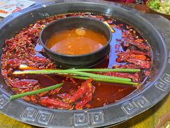 -黄潇洒老火锅(九眼桥宏济巷店)