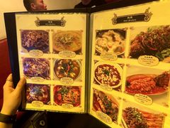 -龙门阵茶屋川菜馆(武康路店)