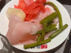 -忘情水鱼头·鲜鱼火锅(滨江中路店)