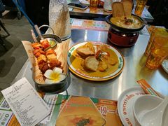 -小小集渔·泰式大排档(太古里香槟店)