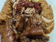 -明姨仔潮汕美食·碳炉猪脚·汕尾牛腩饭·起片鸡煲(起义路店)