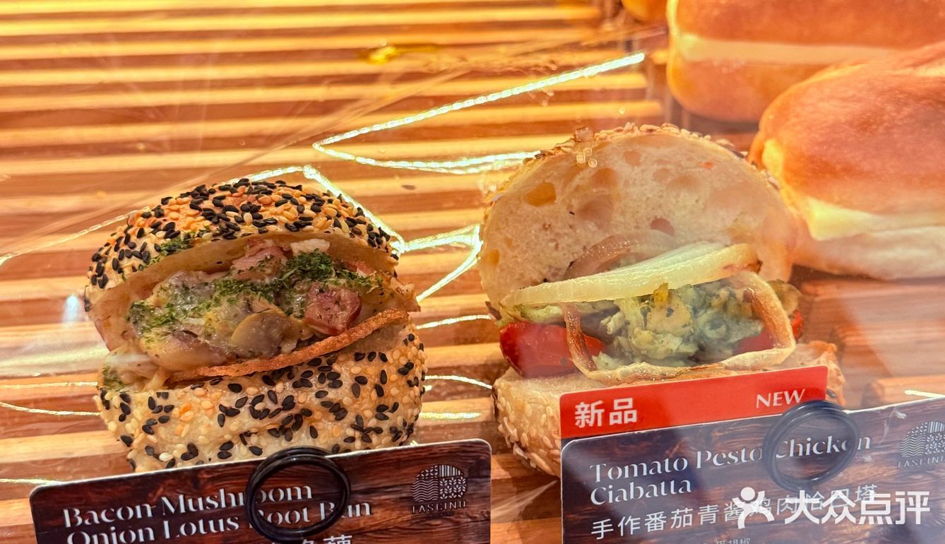 圣诞🎄特定款也太可爱了吧…还有北极熊‼️