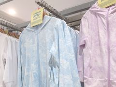 -优衣库(上海金桥国际商业广场店)