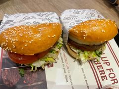 -The Habit Burger Grill 哈比特汉堡(爱琴海店)