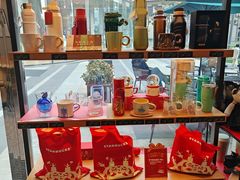 -星巴克(上海长宁来福士1F店)
