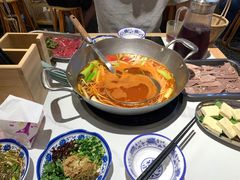 -王奋斗贵州酸汤牛肉火锅