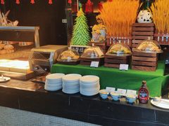 -唐拉雅秀酒店-西锦汇空中BBQ·思创餐厅