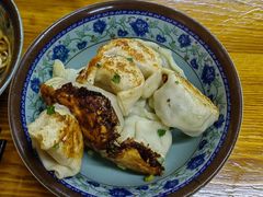 -无名氏宵夜小摊(祝家三姐妹馄饨店)